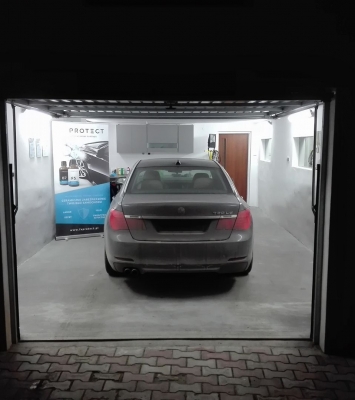Auto Detailing w Częstochowie - BMW750_1