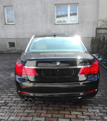 Auto Detailing w Częstochowie - BMW750_4