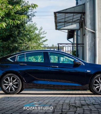 Opel Insignia - Autodetailing, odnawianie samochodów, czyszczenie, renowacja i zabezpieczenia lakierów samochodowych - Częstochowa_13